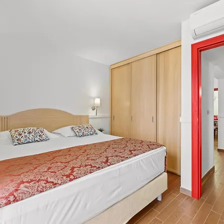 Апартаменты Resort Apartments *