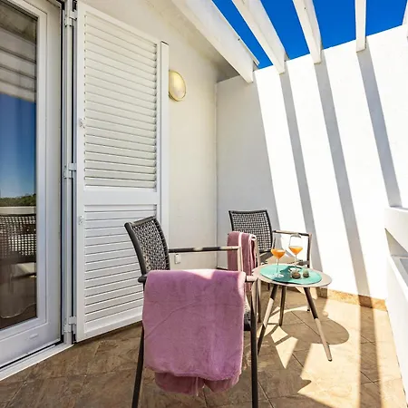 Resort Apartments Шибеник