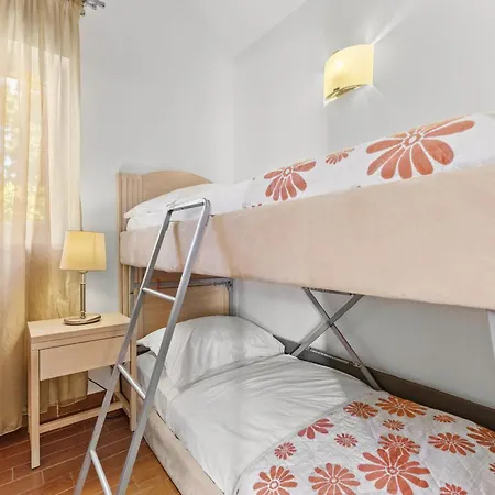 Апартаменты Resort Apartments Шибеник